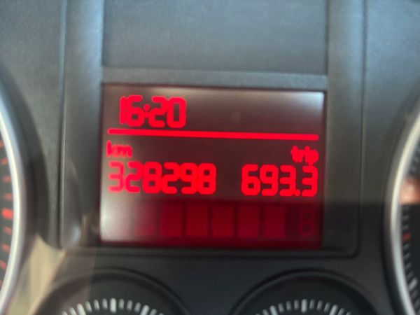 Volkswagen Golf Hatchback, Diesel, 2008, Grey