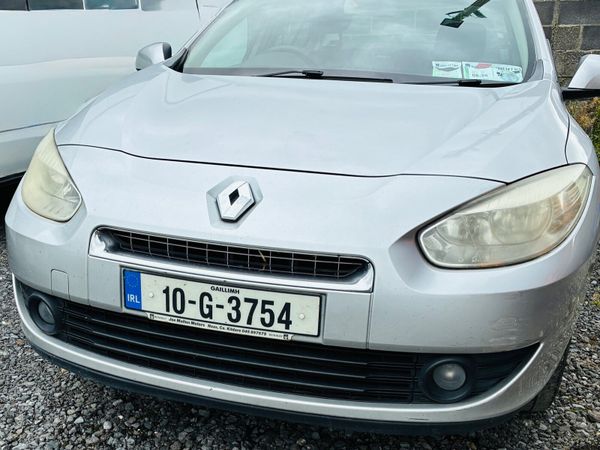 Renault Fluence Saloon, Diesel, 2010, Silver