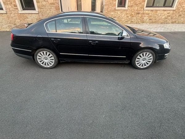 Volkswagen Passat Saloon, Diesel, 2009, Black