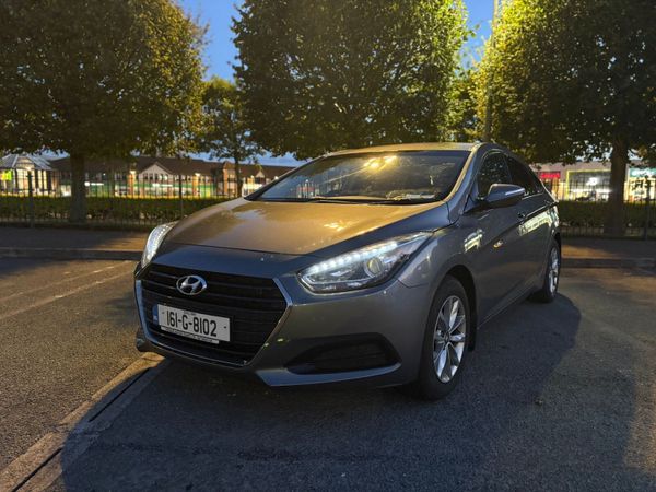 Hyundai i40 Saloon, Diesel, 2016, Silver