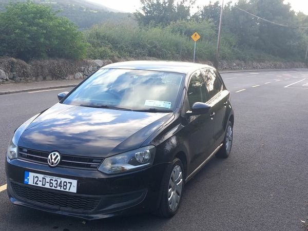 Volkswagen Polo Hatchback, Petrol, 2012, Black