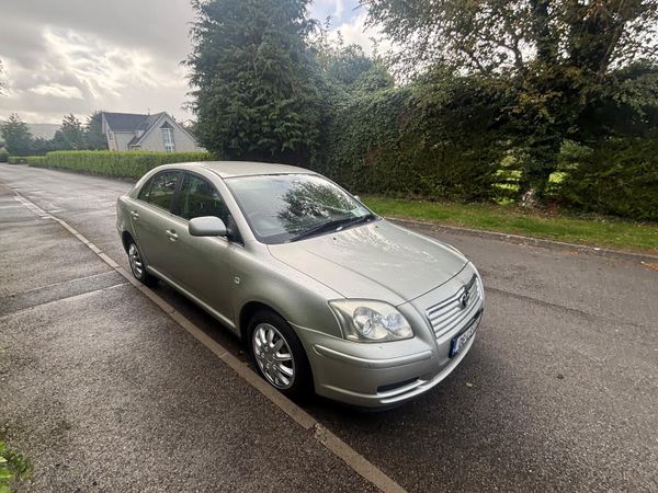 Toyota Avensis Hatchback, Petrol, 2006, Silver