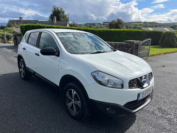 Nissan Qashqai Hatchback, Diesel, 2012, White