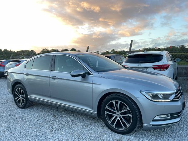 Volkswagen Passat Saloon, Diesel, 2019, Grey
