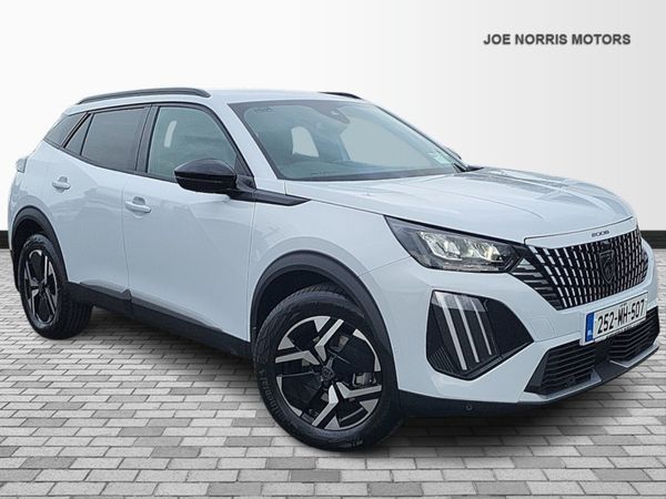 Peugeot 2008 MPV, Petrol Hybrid, 2025, White