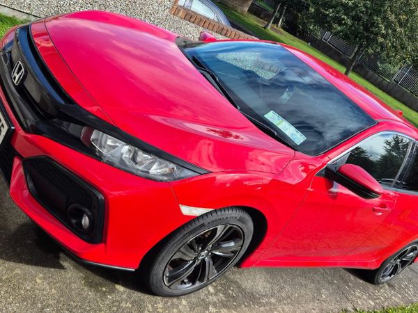 Honda Civic Hatchback, Petrol, 2017, Red