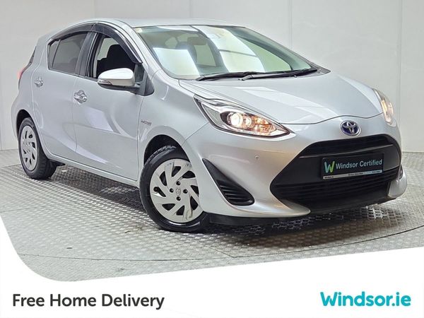 Toyota Aqua Hatchback, Petrol, 2019, Silver