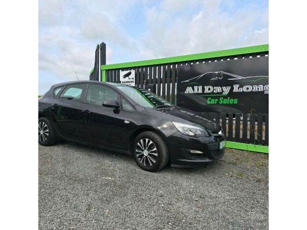 Opel Astra Hatchback, Diesel, 2015, Black