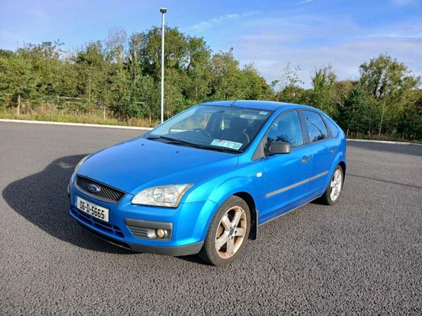 Ford Focus Hatchback, Petrol, 2006, Blue