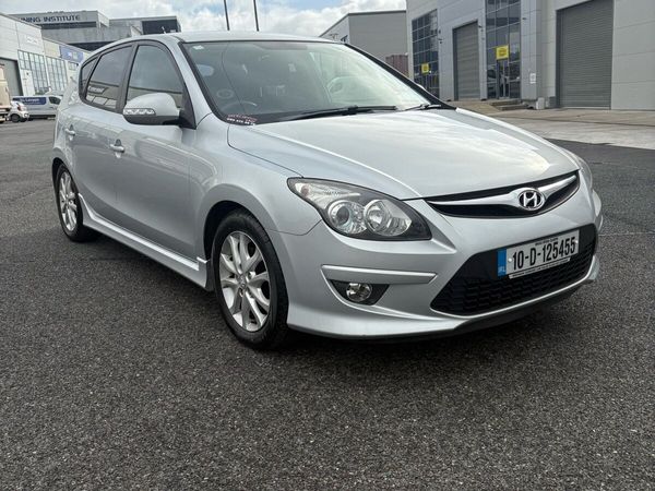Hyundai i30 Hatchback, Diesel, 2010, Silver
