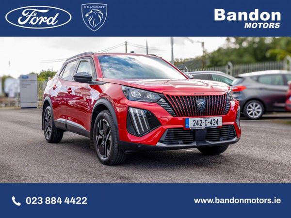 Peugeot 2008 MPV, Petrol, 2024, Red