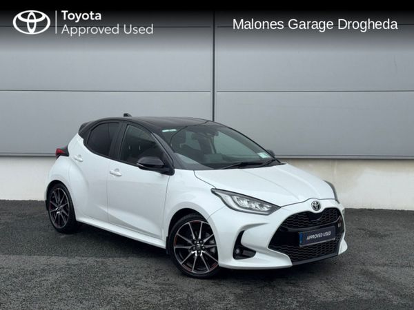 Toyota Yaris Hatchback, Petrol Hybrid, 2023, White