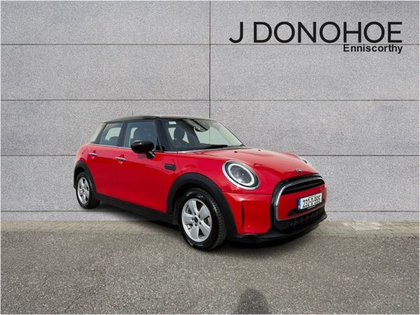 Mini Cooper Hatchback, Petrol, 2023, Red