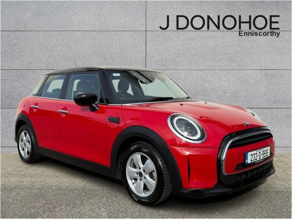 Mini Cooper Hatchback, Petrol, 2023, Red