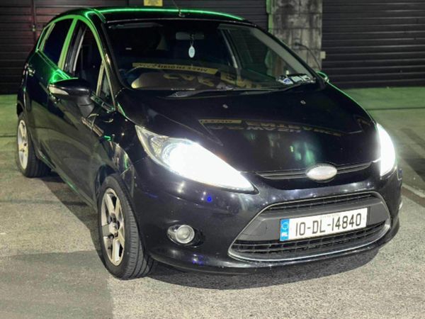 Ford Fiesta Hatchback, Diesel, 2010, Black
