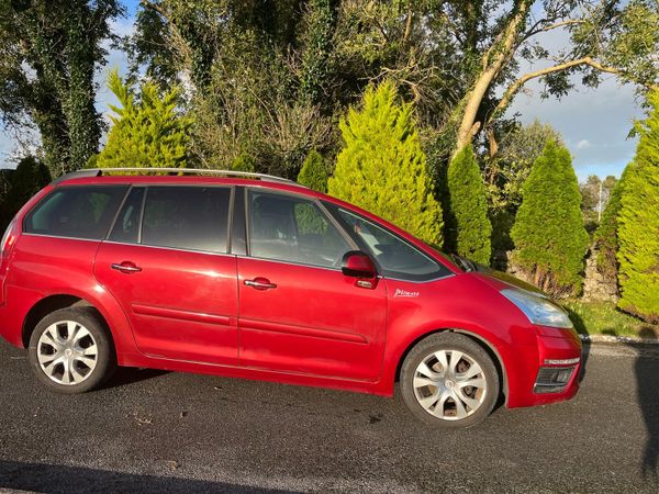 Citroen C4 Picasso MPV, Diesel, 2012, Red