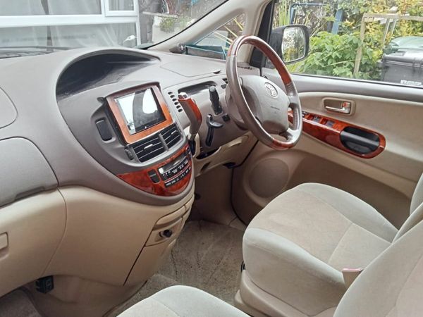 Toyota Estima MPV, Petrol, 2004, White