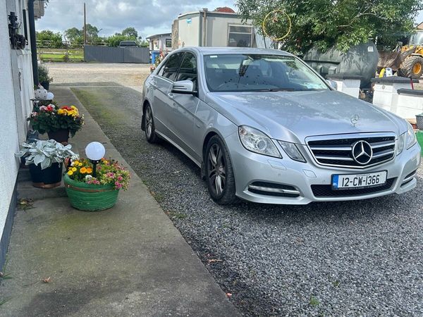 Mercedes-Benz E-Class Saloon, Diesel, 2012, Silver