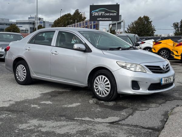 Toyota Corolla Saloon, Diesel, 2011, Silver