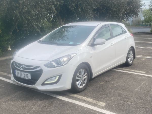 Hyundai i30 Hatchback, Diesel, 2012, White