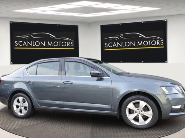 Skoda Octavia Hatchback, Diesel, 2019, Grey