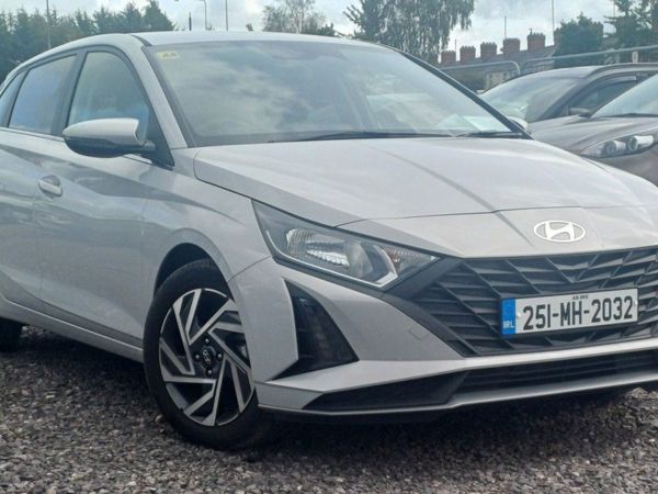 Hyundai i20 Hatchback, Petrol, 2025, Grey
