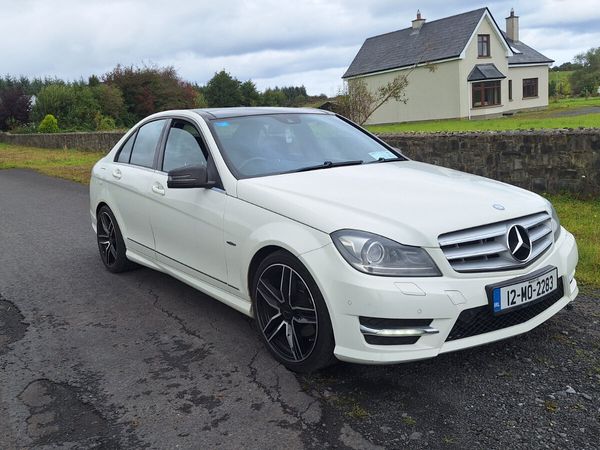 Mercedes-Benz C-Class Saloon, Diesel, 2012, White