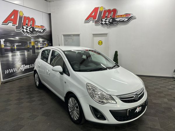Vauxhall Corsa Hatchback, Diesel, 2013, White