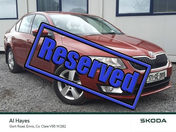 Skoda Octavia Saloon, Diesel, 2017, Red