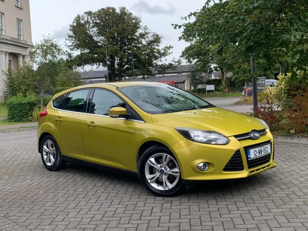 Ford Focus Hatchback, Diesel, 2012, Yellow