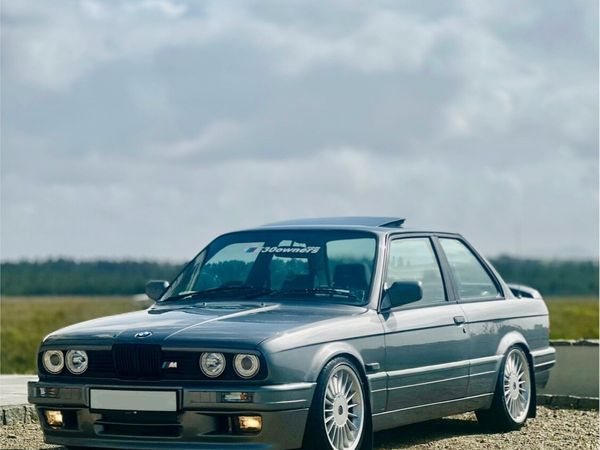 BMW 3-Series Saloon, Petrol, 1991, Silver
