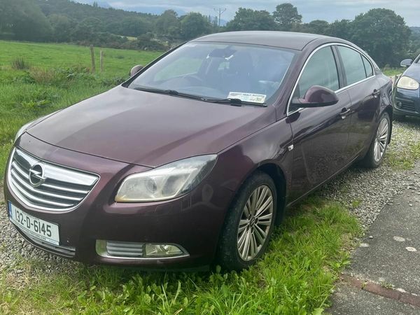 Opel Insignia MPV, Diesel, 2013, Red
