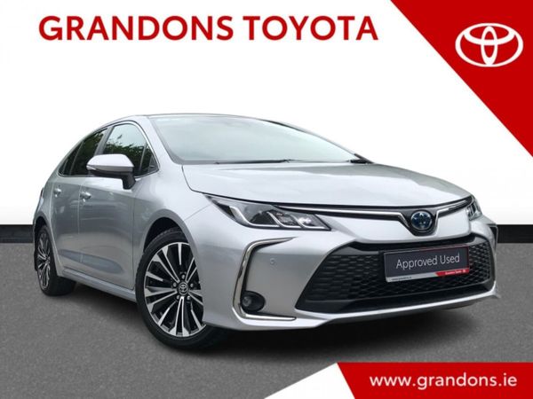 Toyota Corolla Saloon, Petrol Hybrid, 2023, Silver
