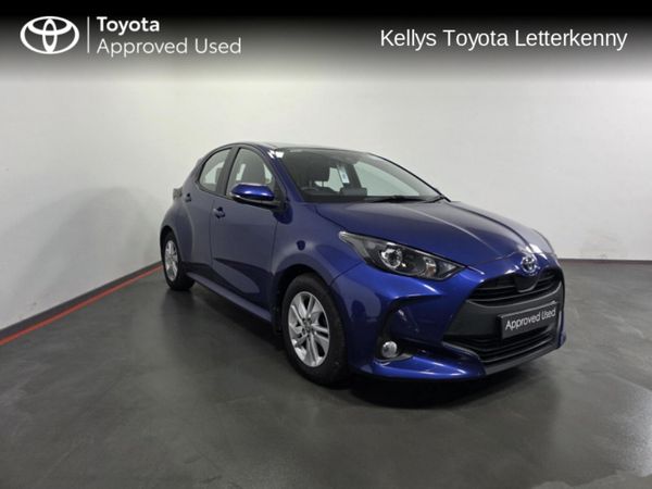 Toyota Yaris Hatchback, Petrol Hybrid, 2022, Blue