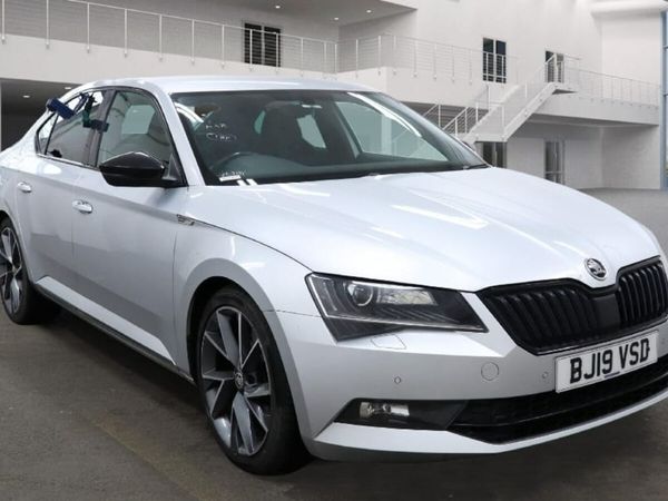 Skoda Superb Hatchback, Diesel, 2019, Silver