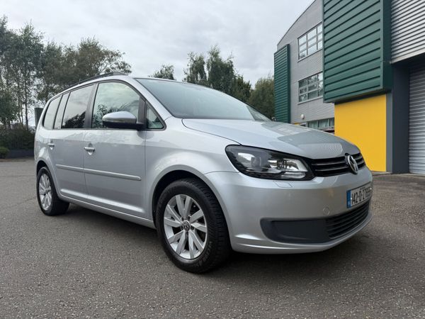 Volkswagen Touran Estate, Petrol, 2014, Silver