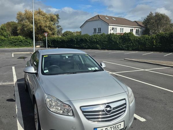 Opel Insignia Saloon, Diesel, 2011, Silver