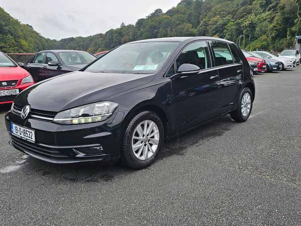 Volkswagen Golf Estate, Petrol, 2019, Black
