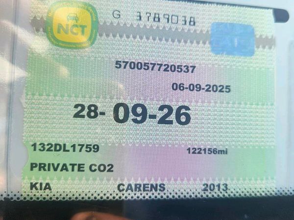 Kia Carens MPV, Diesel, 2013, Black