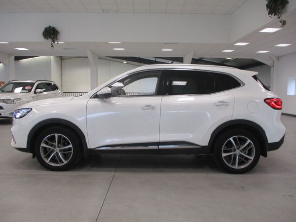 MG HS Hatchback, Petrol Plug-in Hybrid, 2023, White