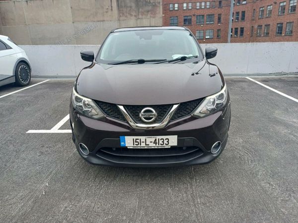 Nissan Qashqai Hatchback, Diesel, 2015, Black