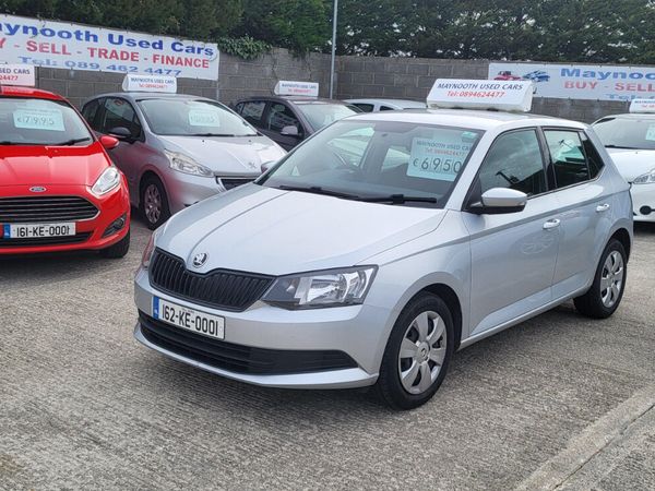Skoda Fabia Hatchback, Petrol, 2016, Silver