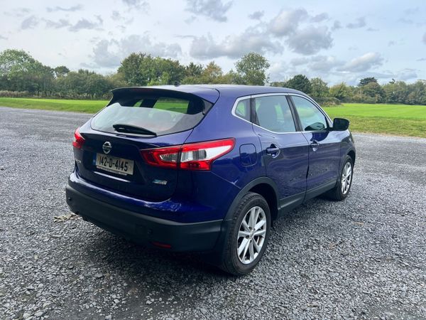 Nissan Qashqai Hatchback, Diesel, 2014, Blue
