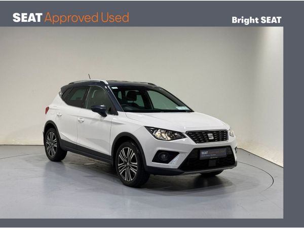 SEAT Arona Hatchback, Petrol, 2021, White