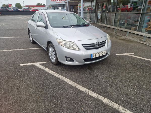 Toyota Corolla Saloon, Diesel, 2009, Silver