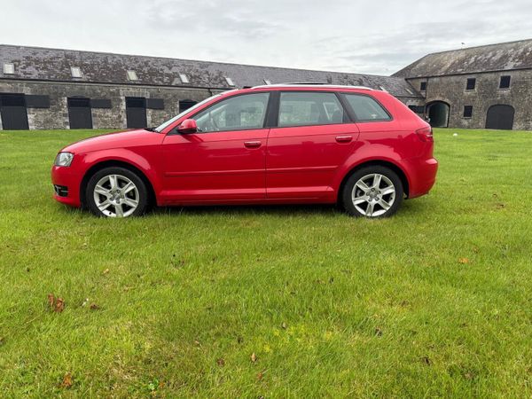 Audi A3 Hatchback, Diesel, 2011, Red