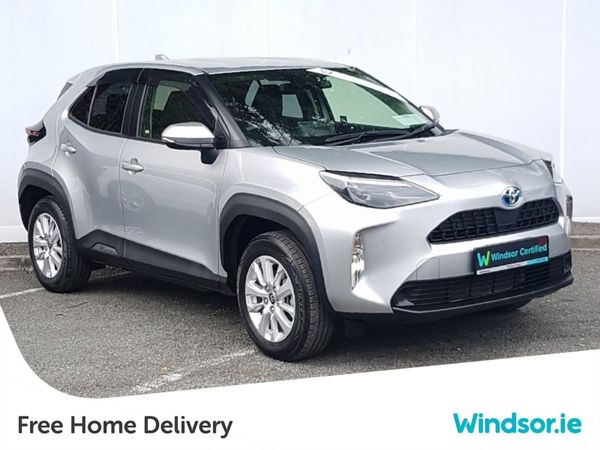 Toyota Yaris Cross Crossover, Hybrid, 2020, Silver