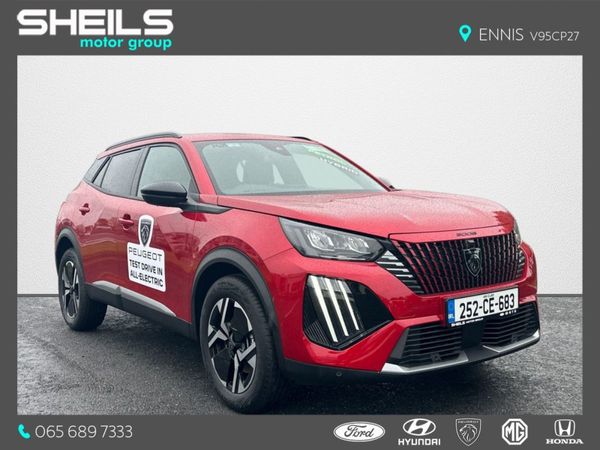 Peugeot 2008 MPV, Petrol, 2025, Red