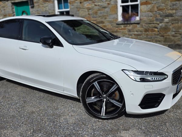 Volvo S90 Saloon, Petrol Plug-in Hybrid, 2020, White