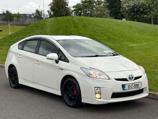 Toyota Prius Hatchback, Petrol Hybrid, 2010, White